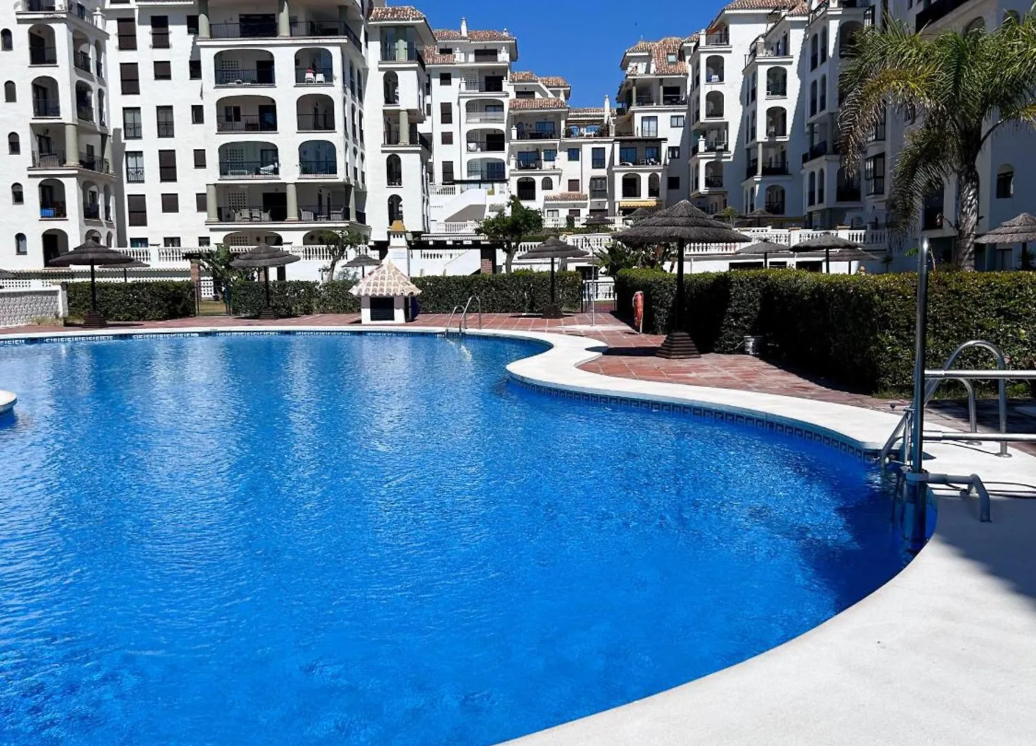 Luxurious 3 Bedroom Apartment Beachfront 马尼尔瓦 西班牙