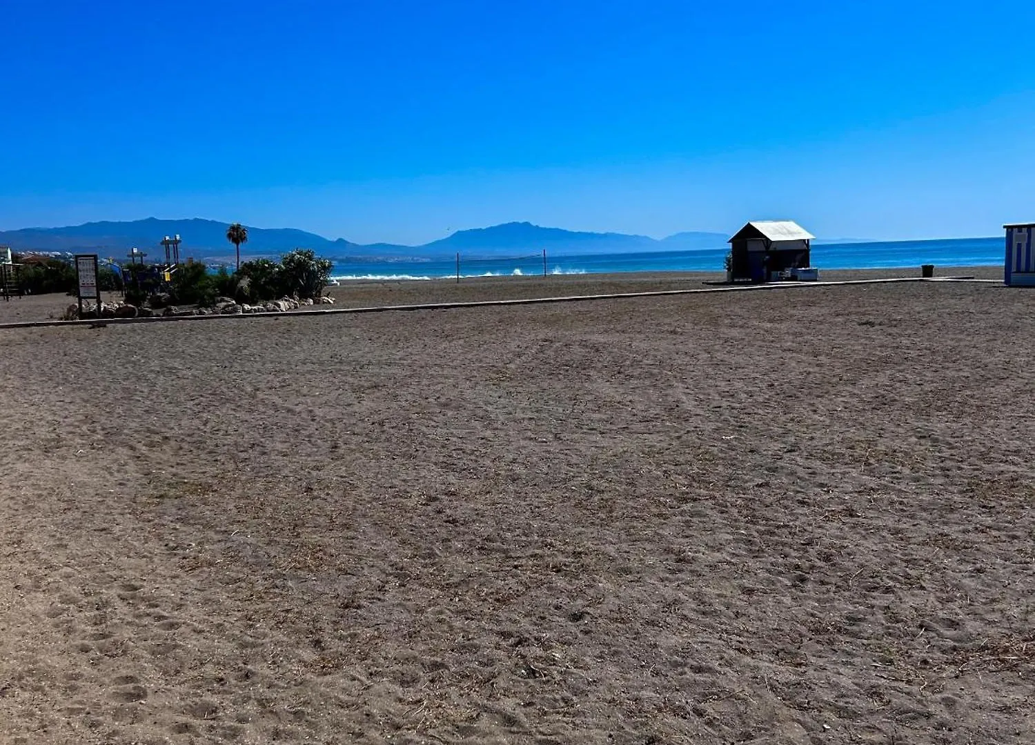 Luxurious 3 Bedroom Apartment Beachfront 马尼尔瓦 西班牙